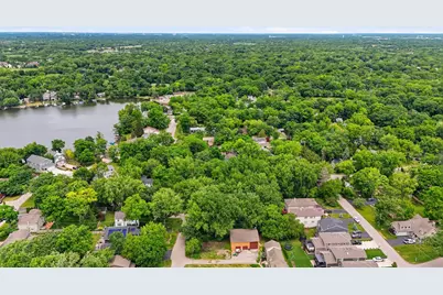 24011 N Valley Road, Lake Zurich, IL 60047 - Photo 34