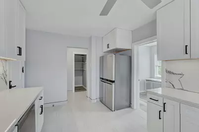 6 S Monterey Avenue #B, Villa Park, IL 60181 - Photo 6