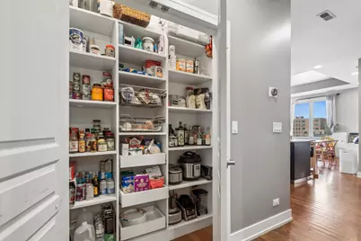 1937 W Diversey Parkway #3D, Chicago, IL 60614 - Photo 6