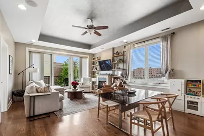 1937 W Diversey Parkway #3D, Chicago, IL 60614 - Photo 8