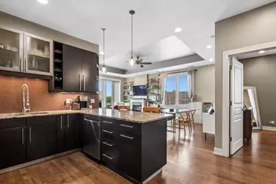 1937 W Diversey Parkway #3D, Chicago, IL 60614 - Photo 4