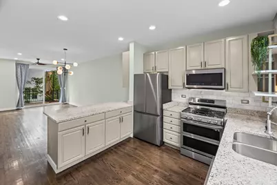 1835 W Oakdale Avenue #C, Chicago, IL 60657 - Photo 8