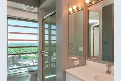 1720 Maple Avenue #2470, Evanston, IL 60201 - Photo 6