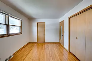 1015 Wilson Ave, Wheaton, IL 60189 - Photo 18