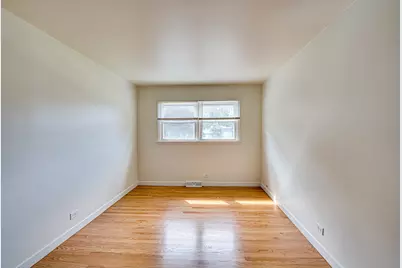 1015 Wilson Avenue, Wheaton, IL 60189 - Photo 10