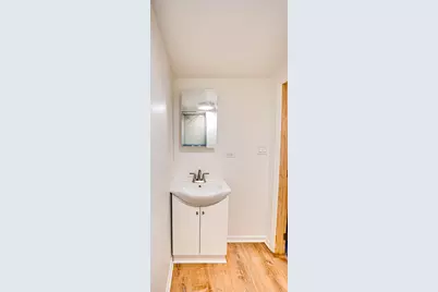 1015 Wilson Avenue, Wheaton, IL 60189 - Photo 16