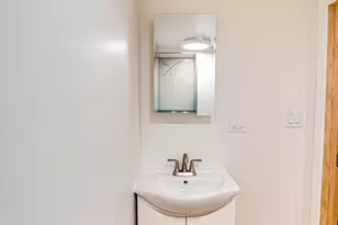 1015 Wilson Ave, Wheaton, IL 60189 - Photo 16