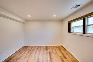 1015 Wilson Ave, Wheaton, IL 60189 - Photo 14