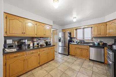 6237 S Tripp Avenue, Chicago, IL 60629 - Photo 12