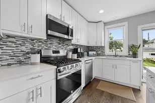 6028 N Newburg Ave, Chicago, IL 60631 - Photo 20