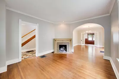 7120 N Ashland Boulevard, Chicago, IL 60626 - Photo 10