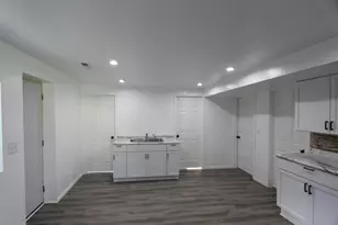 103 Atwood Ave, Rockford, IL 61102 - Photo 18