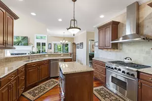 2007 Mallard Ln, Woodstock, IL 60098 - Photo 8