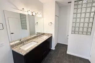 1945 W Thomas St, Chicago, IL 60622 - Photo 16