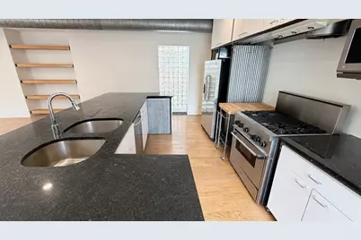 1945 W Thomas Street #2, Chicago, IL 60622 - Photo 8