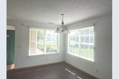 901 Penny Lane #901, Sycamore, IL 60178 - Photo 4