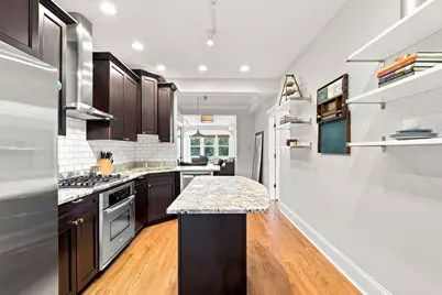 1330 W Bryn Mawr Avenue #2, Chicago, IL 60660 - Photo 10
