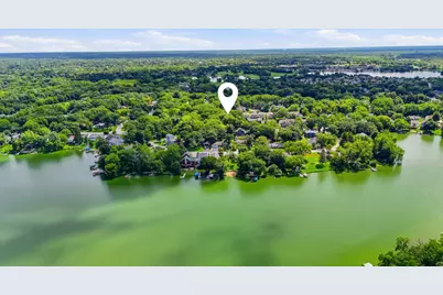24017 N Valley Road, Lake Zurich, IL 60047 - Photo 2