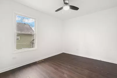 11217 S Eggleston Avenue, Chicago, IL 60628 - Photo 8