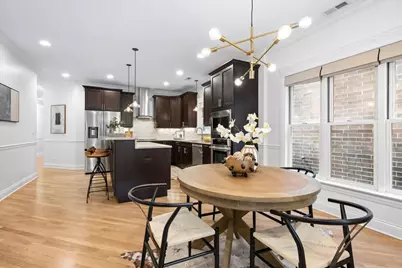 725 W Diversey Parkway #2W, Chicago, IL 60614 - Photo 6