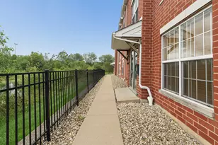 9800 Liberty Cir, Orland Park, IL 60467 - Photo 18