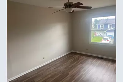 369 Kirkwood Circle, Bolingbrook, IL 60440 - Photo 8