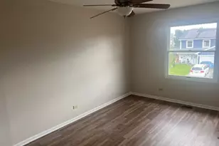 369 Kirkwood Cir, Bolingbrook, IL 60440 - Photo 8