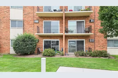 9724 S Karlov Avenue #207, Oak Lawn, IL 60453 - Photo 2