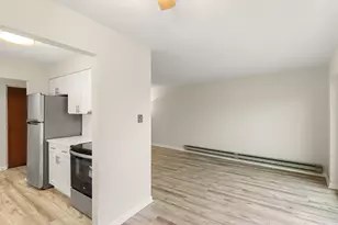 9724 S Karlov Ave, Oak Lawn, IL 60453 - Photo 6