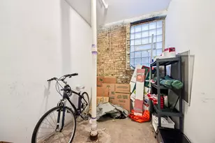 841 E 52nd St, Chicago, IL 60615 - Photo 30