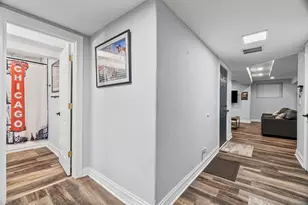 5001 S King Dr, Chicago, IL 60615 - Photo 10
