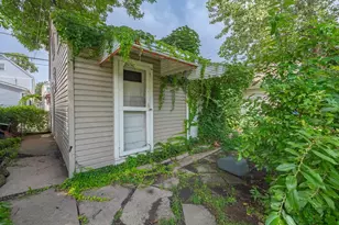 4338 S Mozart St, Chicago, IL 60632 - Photo 36