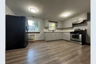 923 Hammond Avenue, Aurora, IL 60506 - Photo 4