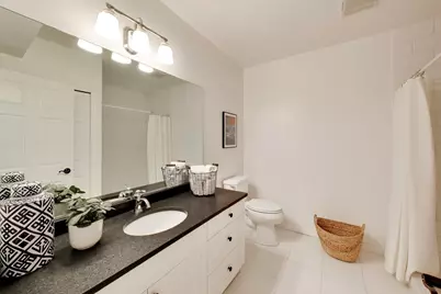 605 Lake Shore Boulevard, Wauconda, IL 60084 - Photo 38
