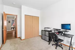 1077 Neuhaven Dr, Antioch, IL 60002 - Photo 20