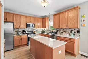 1077 Neuhaven Dr, Antioch, IL 60002 - Photo 16