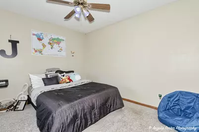 5850 Fieldstone Trail, McHenry, IL 60050 - Photo 16