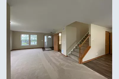 649 Linda Court, Marengo, IL 60152 - Photo 4