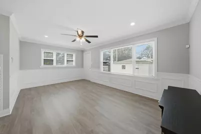12536 S Union Avenue, Chicago, IL 60628 - Photo 6