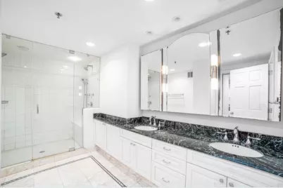 100 E Huron Street #3504, Chicago, IL 60611 - Photo 30