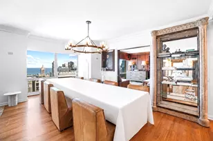 100 E Huron St, Chicago, IL 60611 - Photo 8