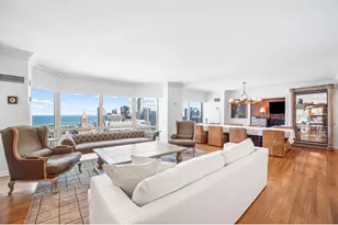 100 E Huron St, Chicago, IL 60611 - Photo 2