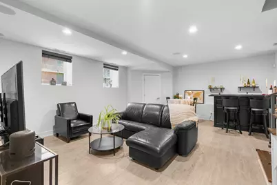 1522 W Cortez Street #1, Chicago, IL 60642 - Photo 24