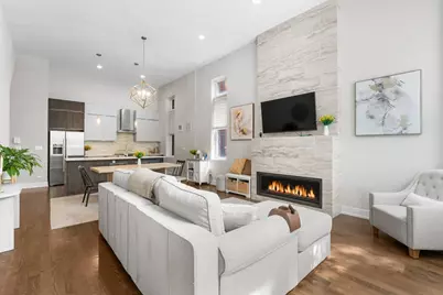 1522 W Cortez Street #1, Chicago, IL 60642 - Photo 2