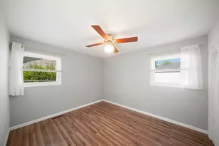 114 McCabe Dr, Streamwood, IL 60107 - Photo 8