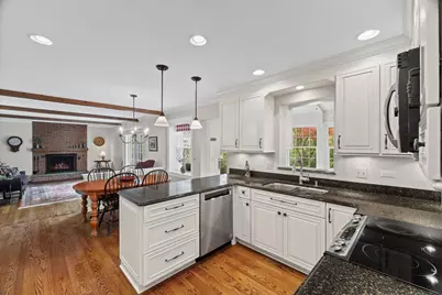 1533 N Belmont Avenue, Arlington Heights, IL 60004 - Photo 6
