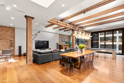 152 W Huron Street #4, Chicago, IL 60654 - Photo 4