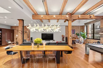 152 W Huron Street #4, Chicago, IL 60654 - Photo 2