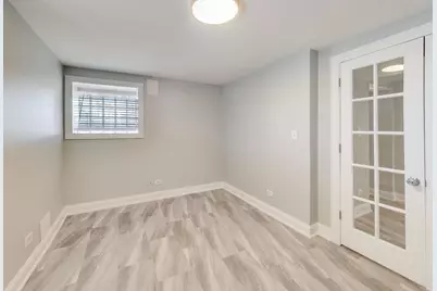 313 E 60th Street #1, Chicago, IL 60637 - Photo 28