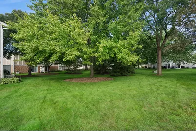 1054 Brunswick Harbor #0, Schaumburg, IL 60193 - Photo 2